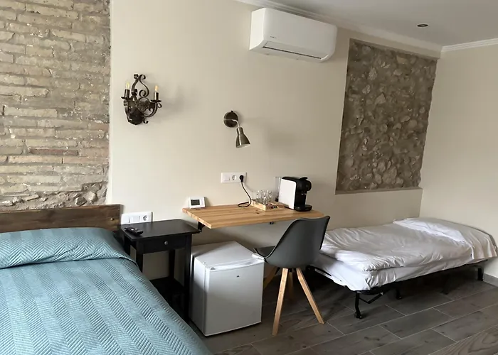 Milana 3* Χιρόνα